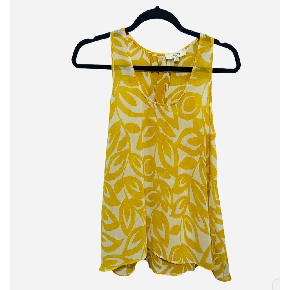 Umgee Women's Size Small Sleeveless Blouse Tank White Yellow Leaf Design Ruffle
